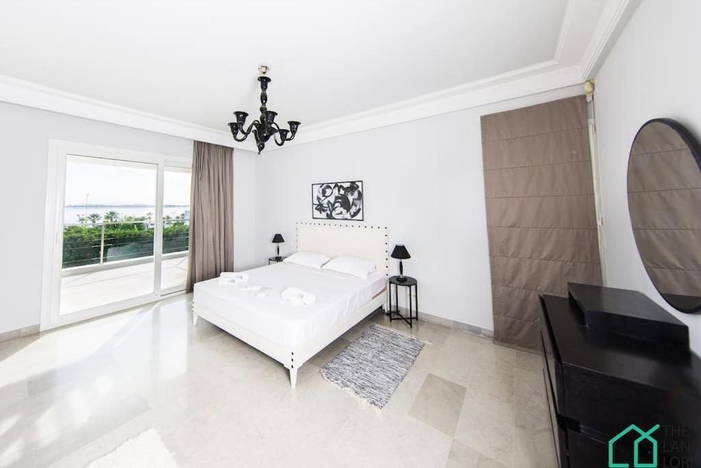 Cassel: Avec Piscine Et Vue Sur Le Lac * Tunis